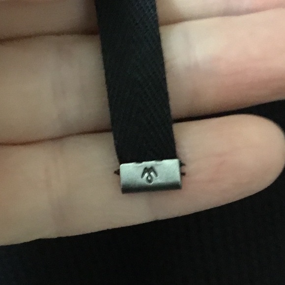 Martin + Osa Women's Waffle Design T-Shirt Black Round Neck w/String Tie Medium - Picture 6 of 8